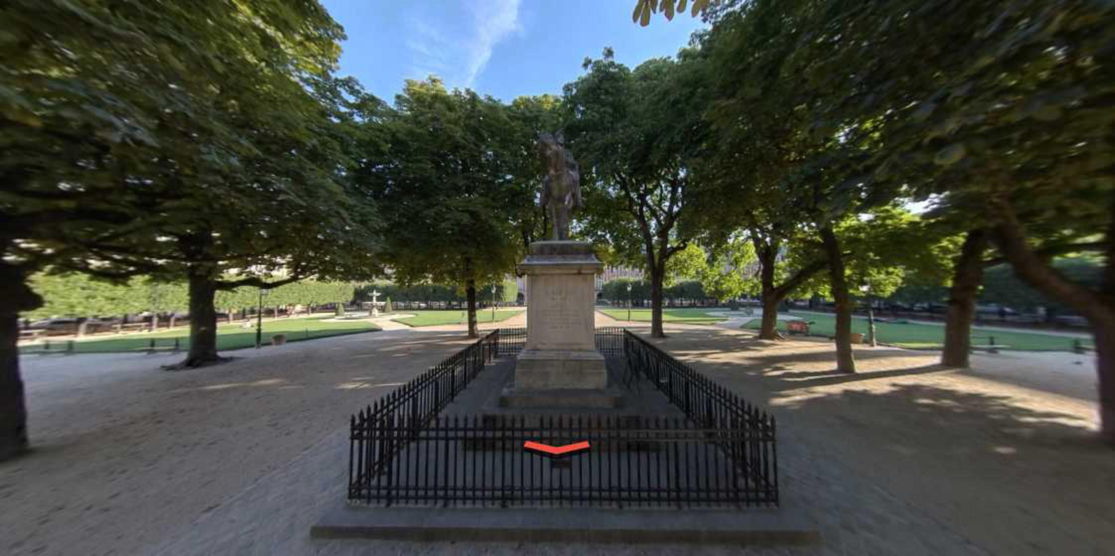 Place des Vosges virtual tour preview