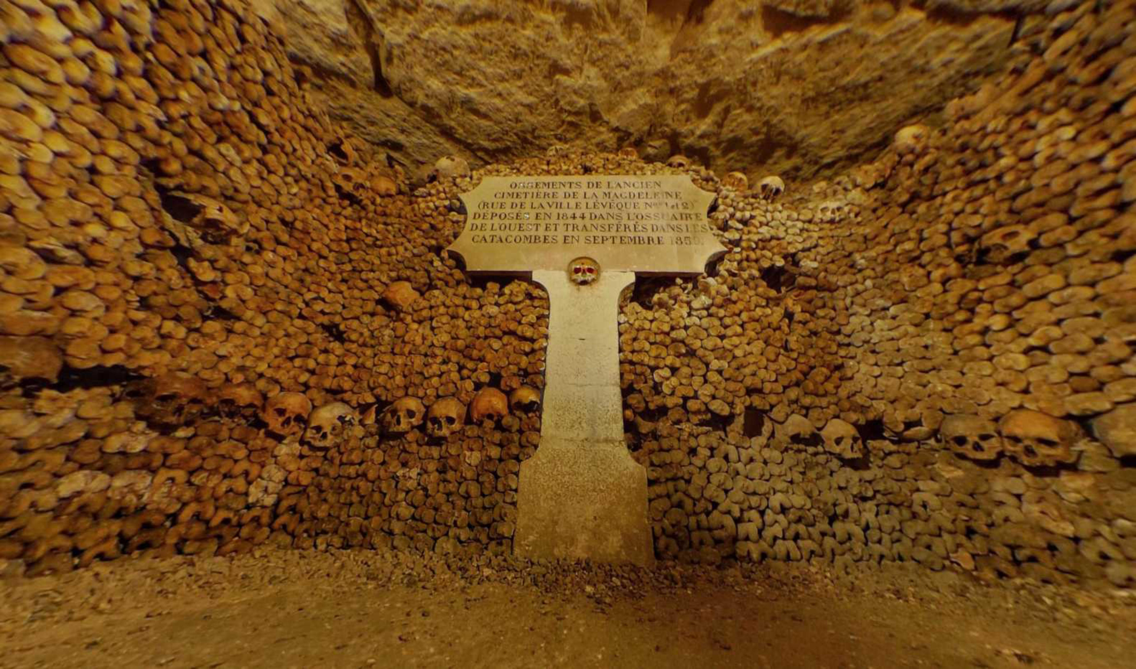 Catacombs of Paris virtual tour preview