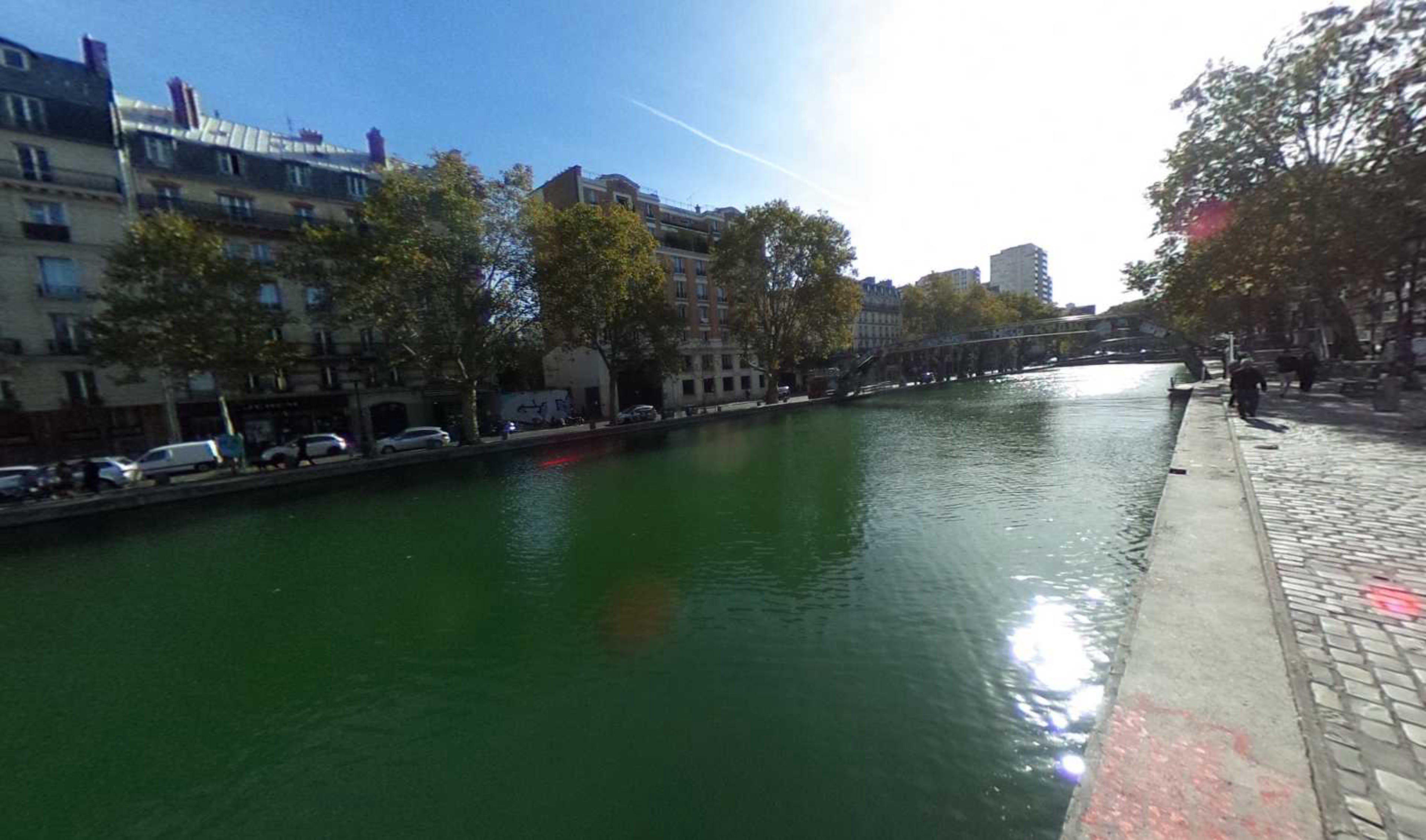 Canal Saint-Martin virtual tour preview
