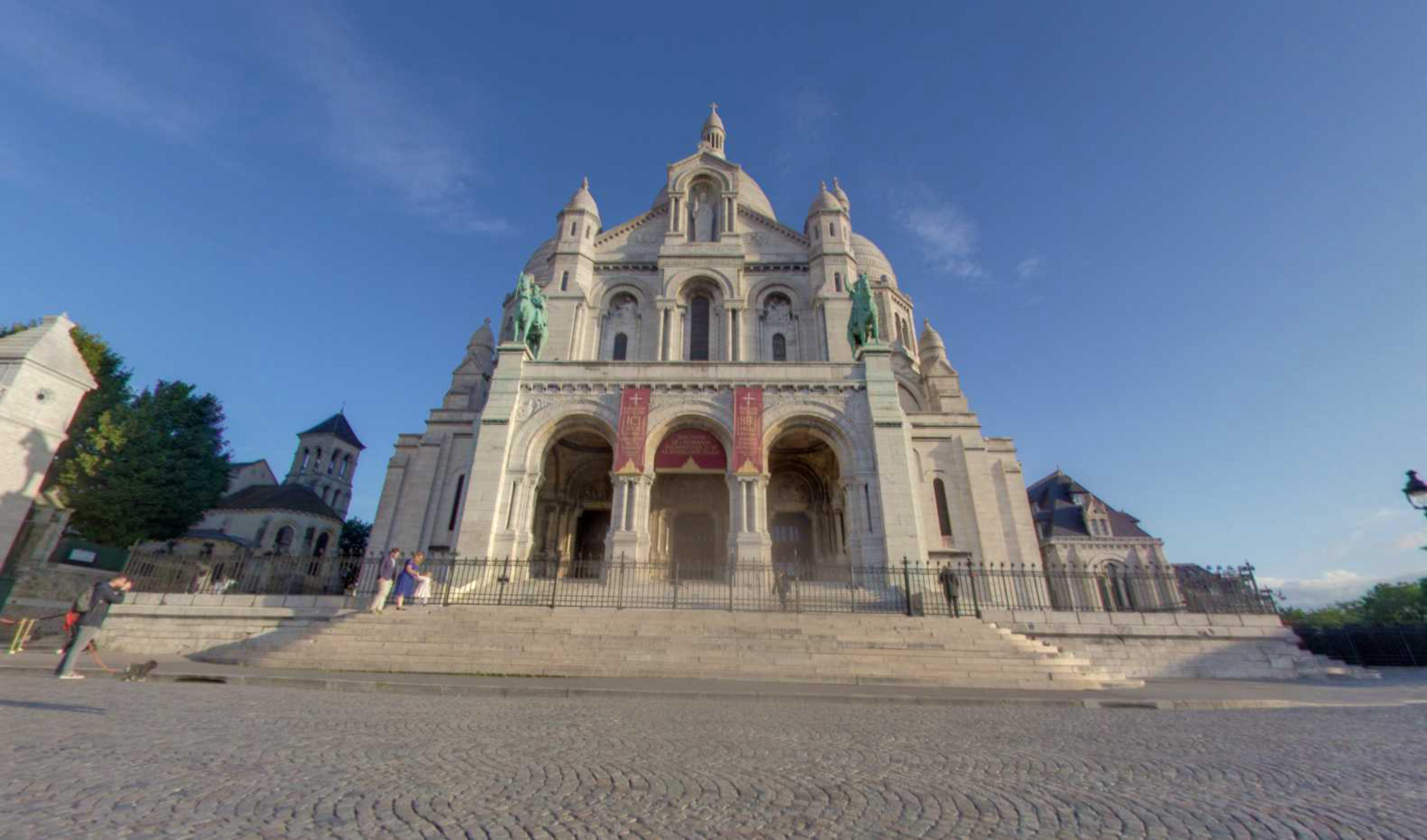 The Basilica of the Sacred Heart of Paris virtual tour preview