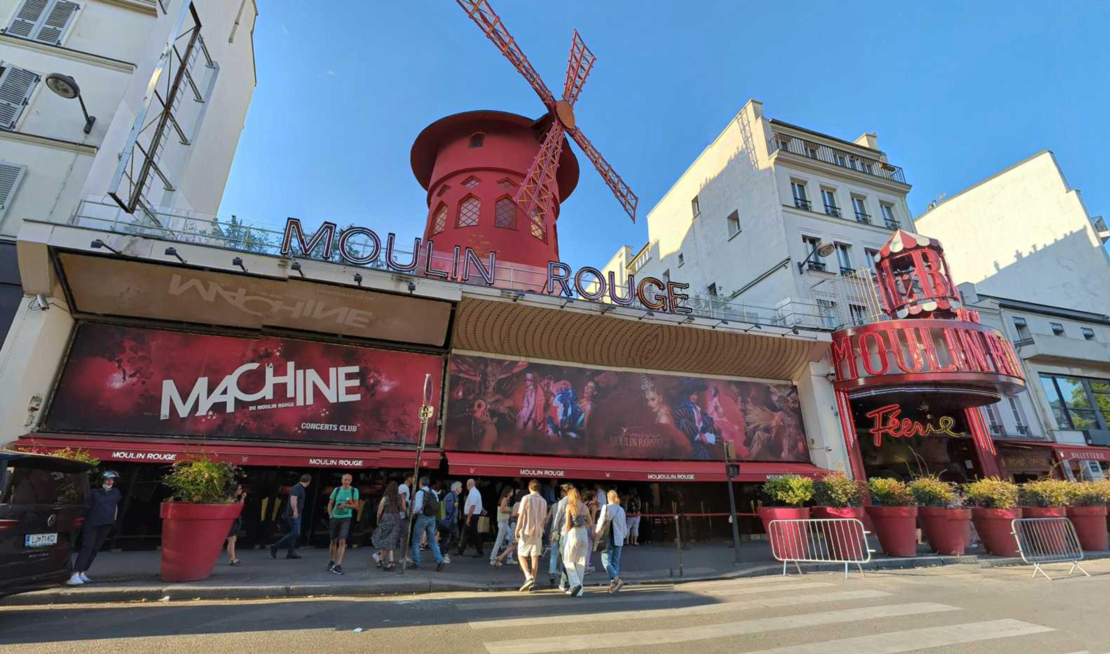 Moulin Rouge virtual tour preview